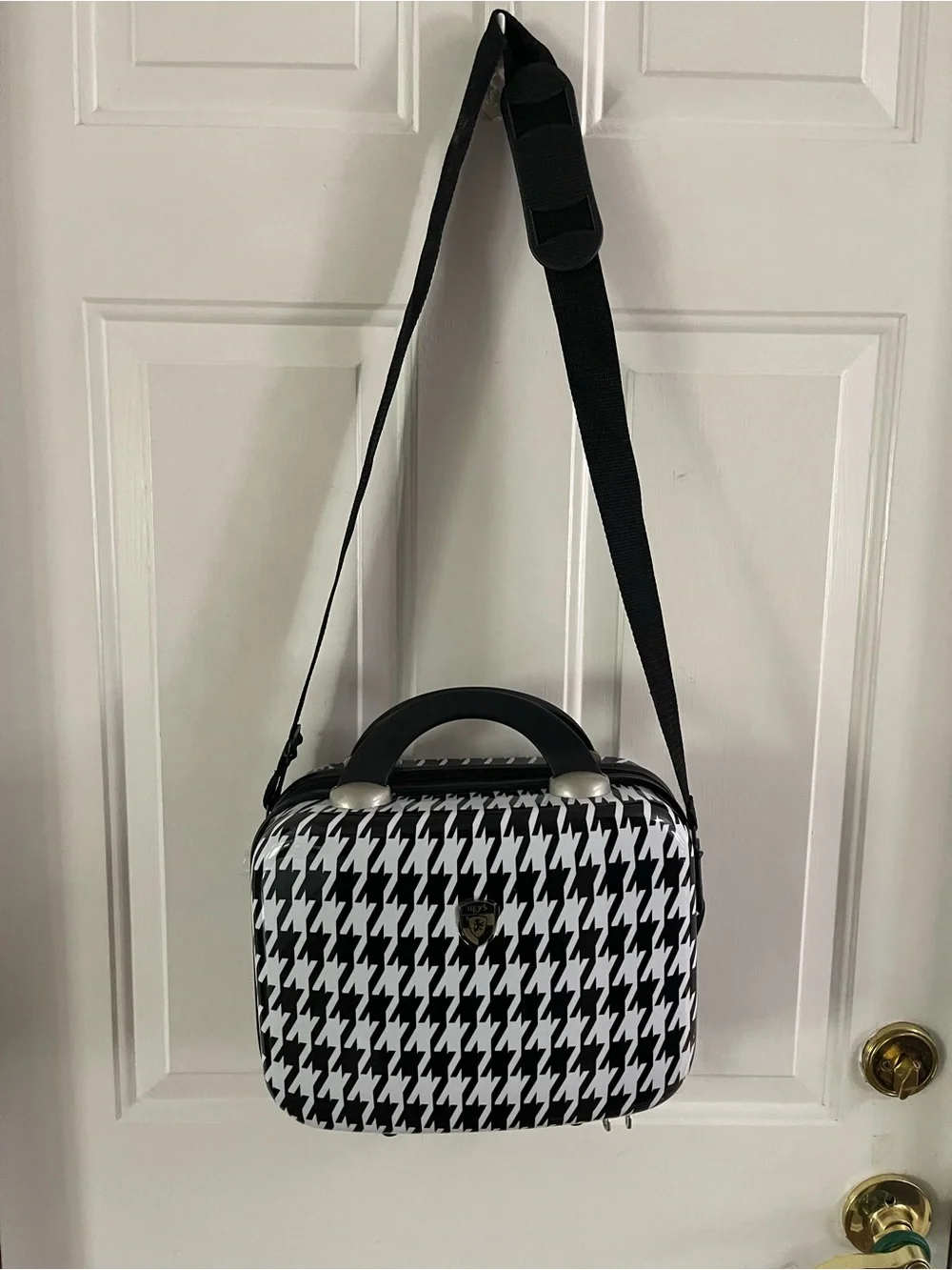 Heys Black & White Houndstooth Crossbody Vanity Bag New